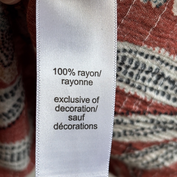 Floral Lace Trim Women’s Top - Picture 7 of 7